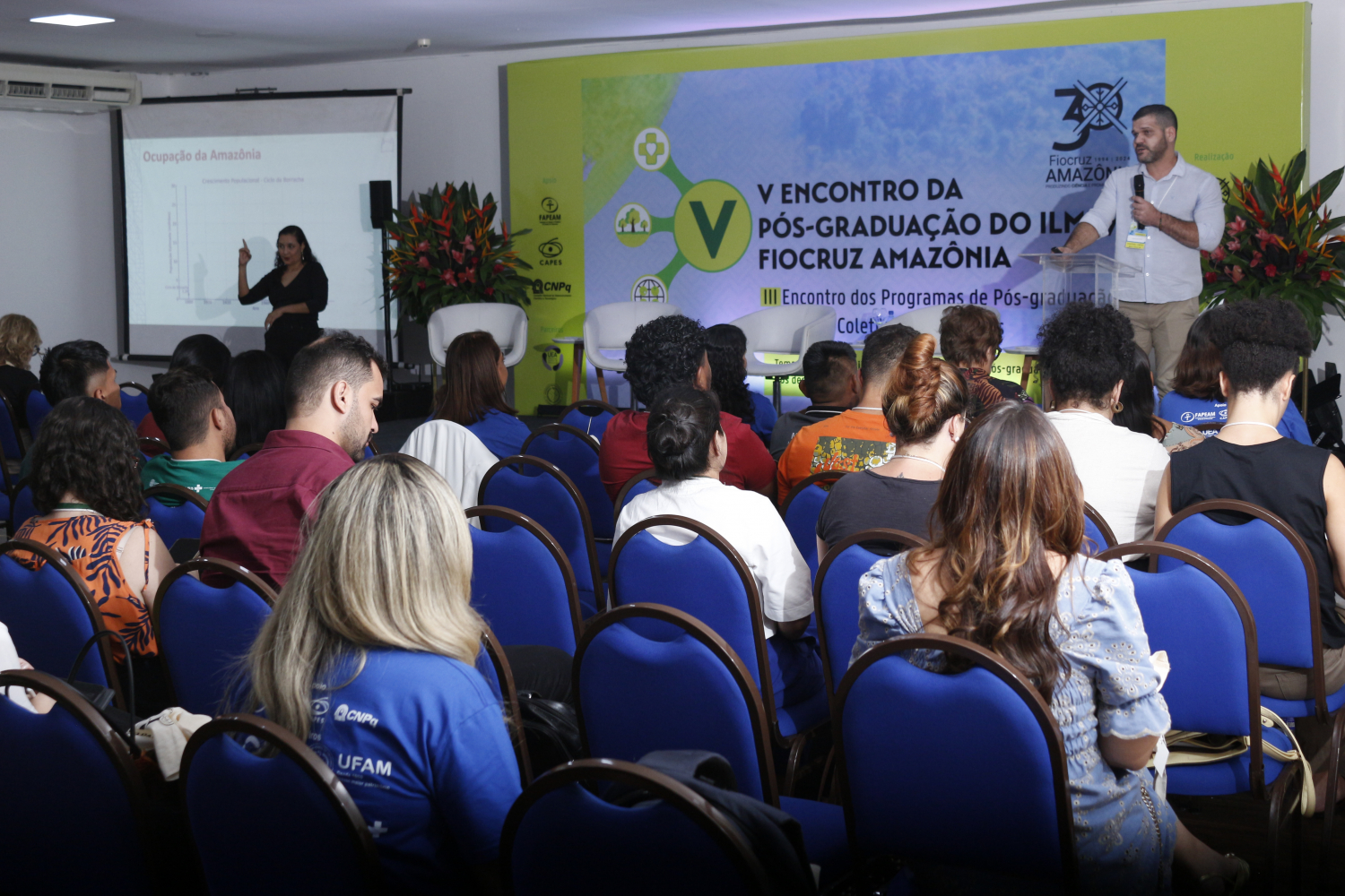 Diego Xavier em palestra do Abertura do V Encontro da Pós-Graduação do ILMD/Fiocruz Amazônia