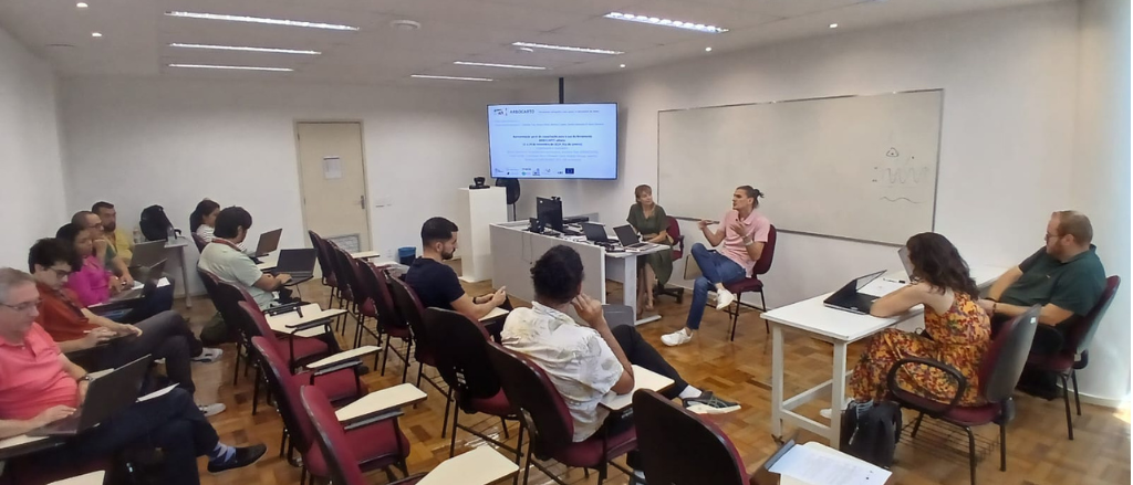 Participantes durante curso ARBOCARTO